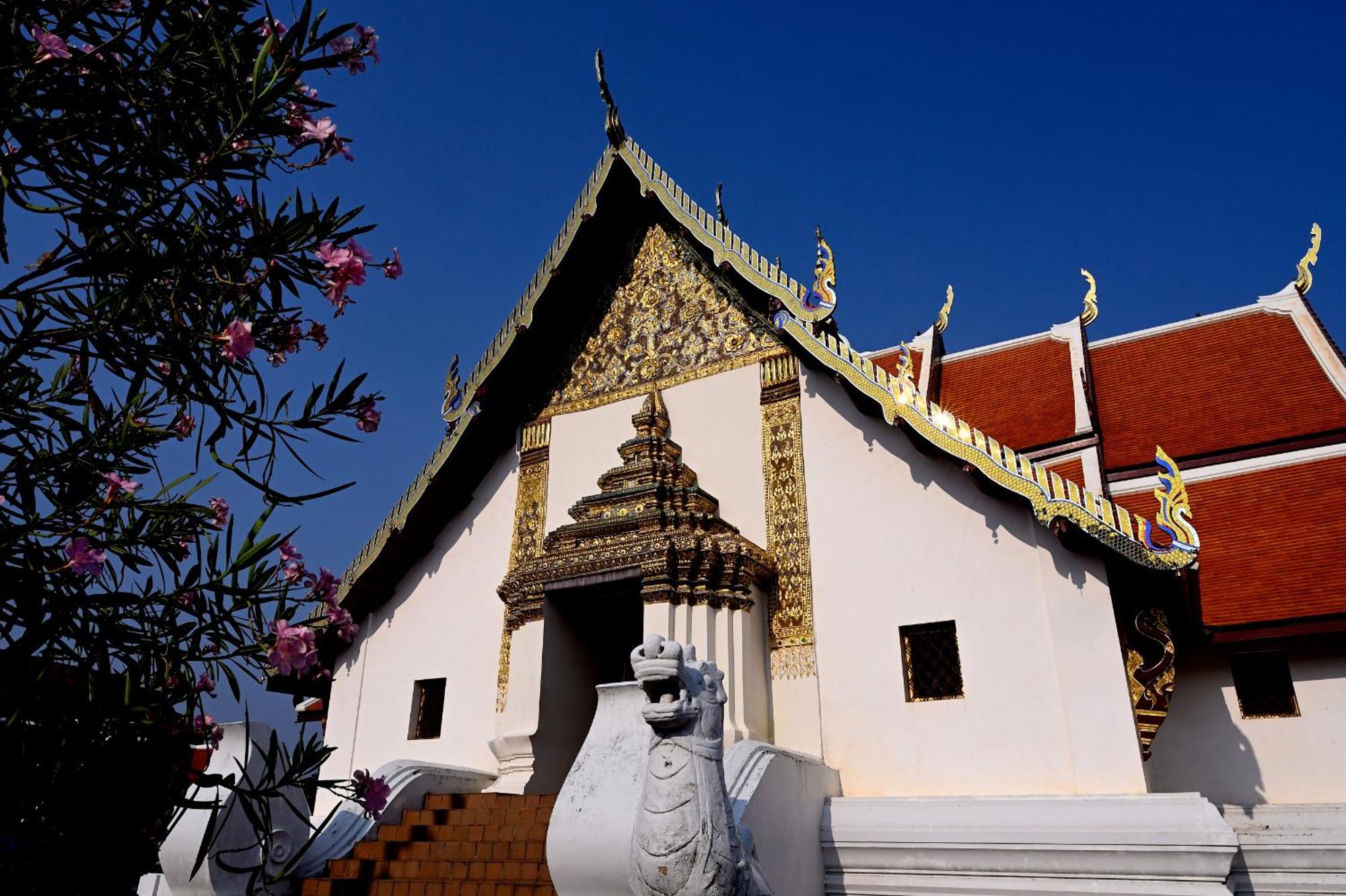 Villa Mahaphrom Nan Exterior foto