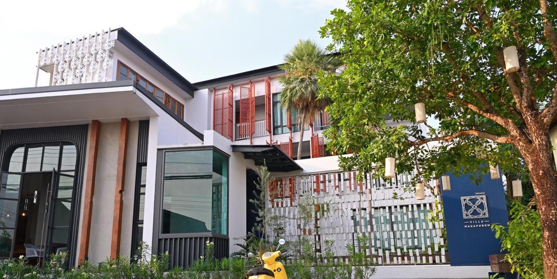 Villa Mahaphrom Nan Exterior foto